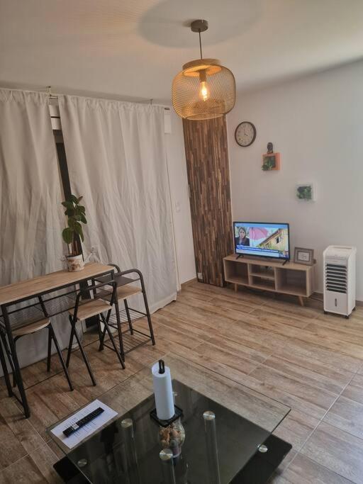 Appartement Prive Dans Villa Montauban Exteriör bild