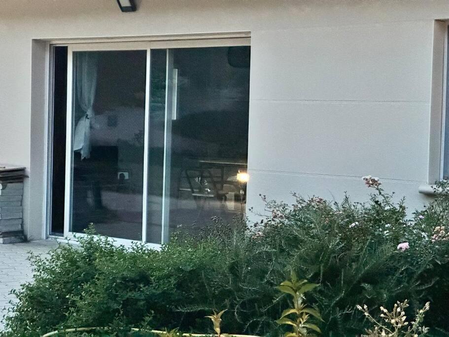 Appartement Prive Dans Villa Montauban Exteriör bild